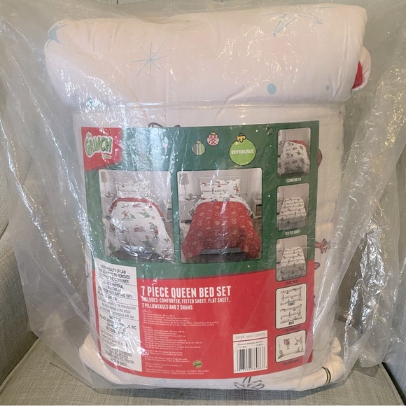 Grinch by Dr. Seuss Holiday & Christmas 7 Piece Queen Size Comforter Sheet Set - Picture 6 of 8